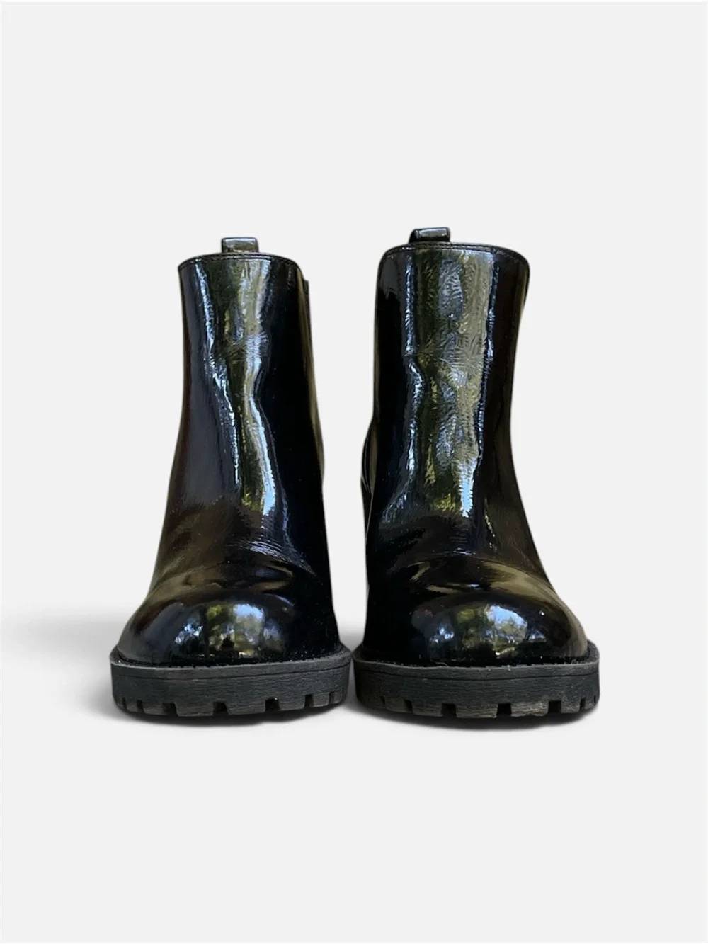 Dirty Laundry Patent Lita Chelsea Boot in Black Size US 5 1/2; EU 36
